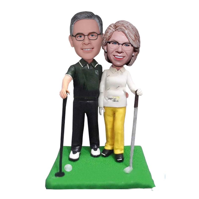 Custom Bobblehead Playing Golf Couple