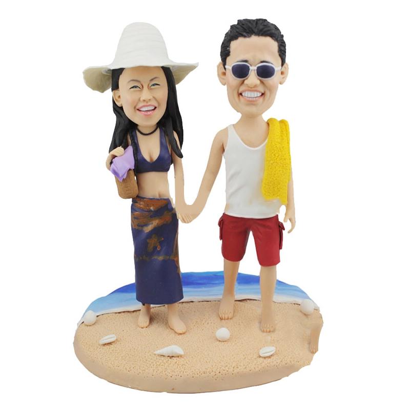 Custom Bobblehead Beach Couple
