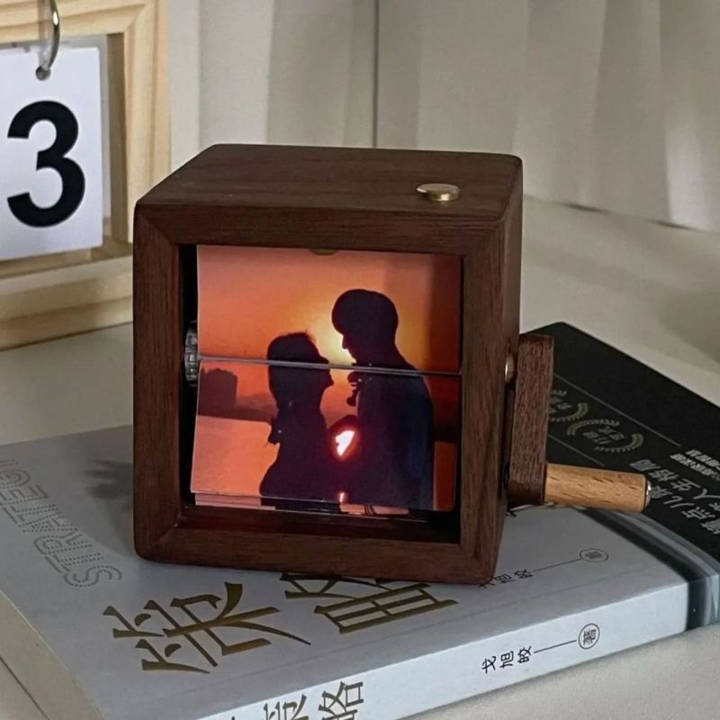 Personalized Flipbook Animation Machine - Hand-Cranked Photo Frame with LED Light, Creative Gift for Wedding