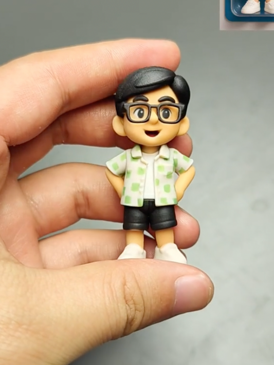 Custom 3D Keychain - Personalized Mini Me Replica - Charming Gift for Best Friends & Family