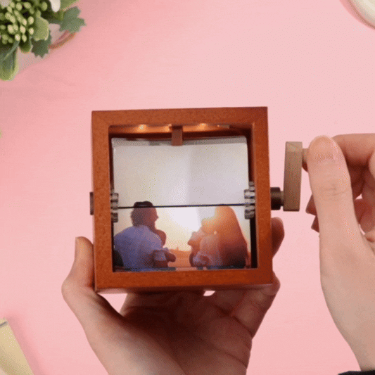 Animate Your Family Memories: Custom Video Hand-Crank Flipbook, The Perfect Gift for All Occasions